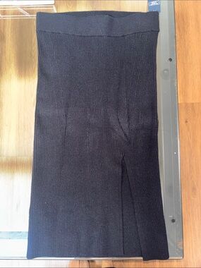 Abercrombie & Fitch Black Ribbed Midi Pencil Skirt with Front Slit